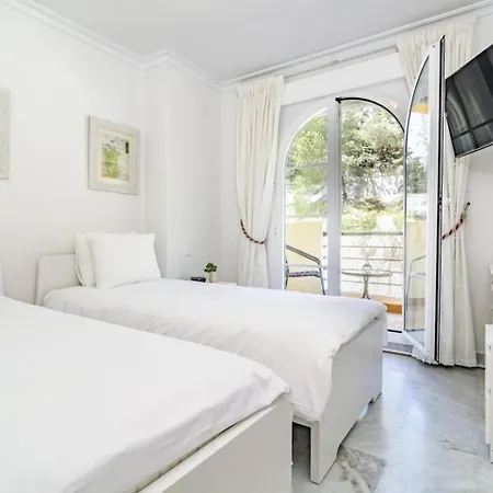 Saa2- Comfortable Puerto Banus *