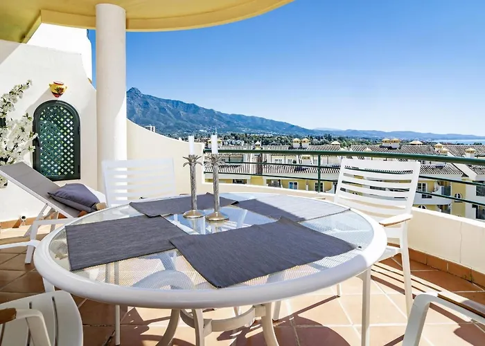 Saa2- Comfortable Puerto Banus * マルベーリャ